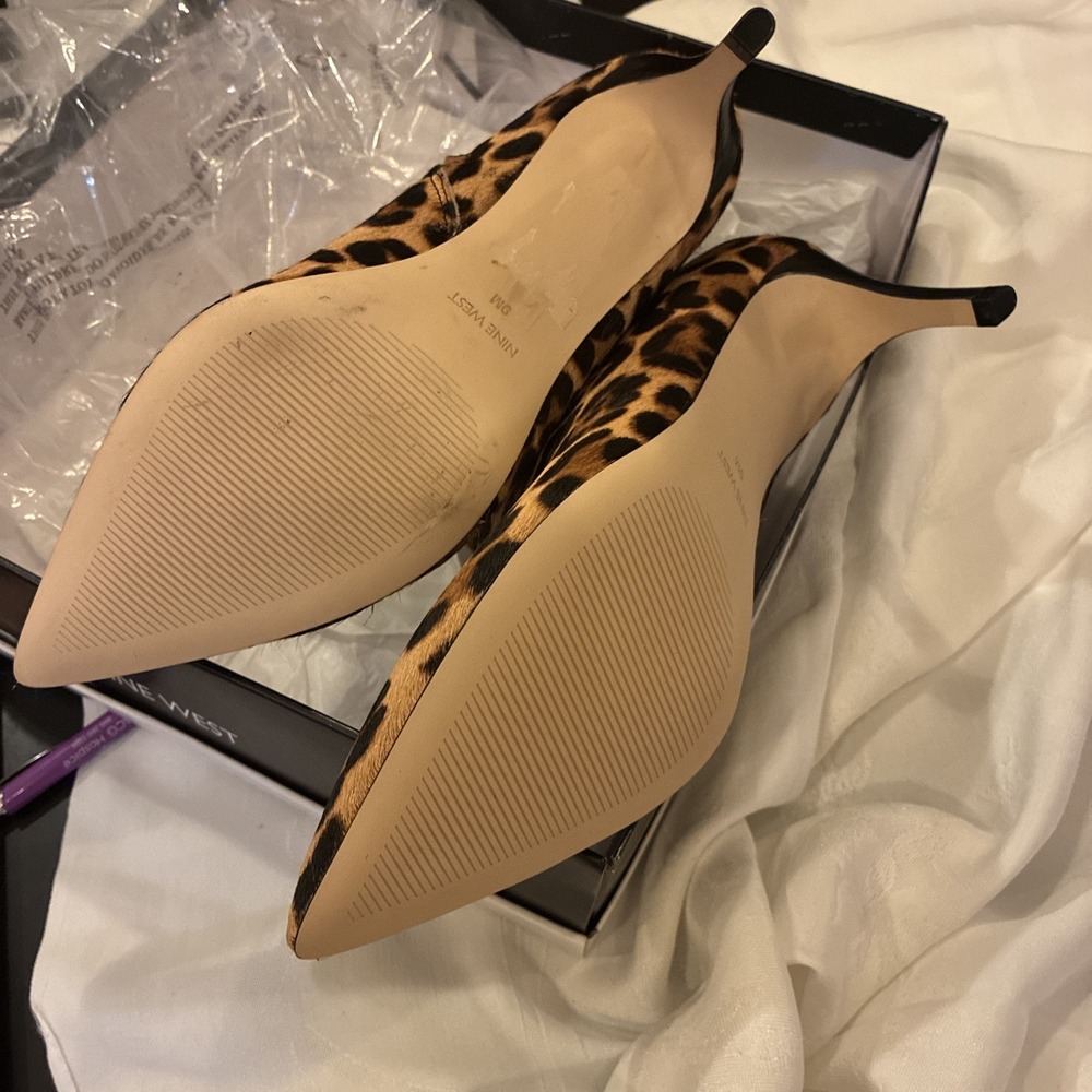 Women's Leopard Print Ankle Boots Size 9 NWB stiletto Heel 2 Inches - Picture 6 of 10